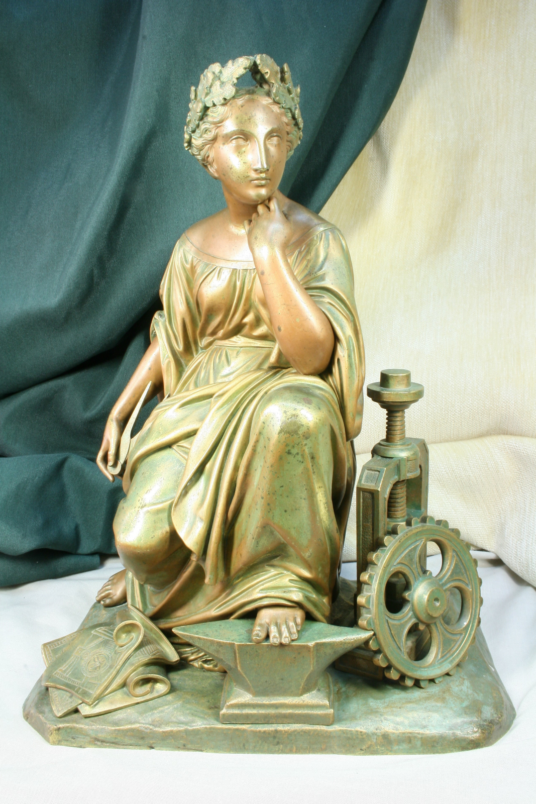 Antiques - MUSA OF THE INDUSTRIAL REVOLUTION. S.XIX.