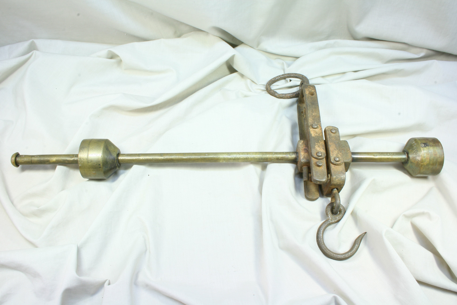Antiques - ROMAN 10 KG. ACCURACY. SIGNED: KEKUAIAN.