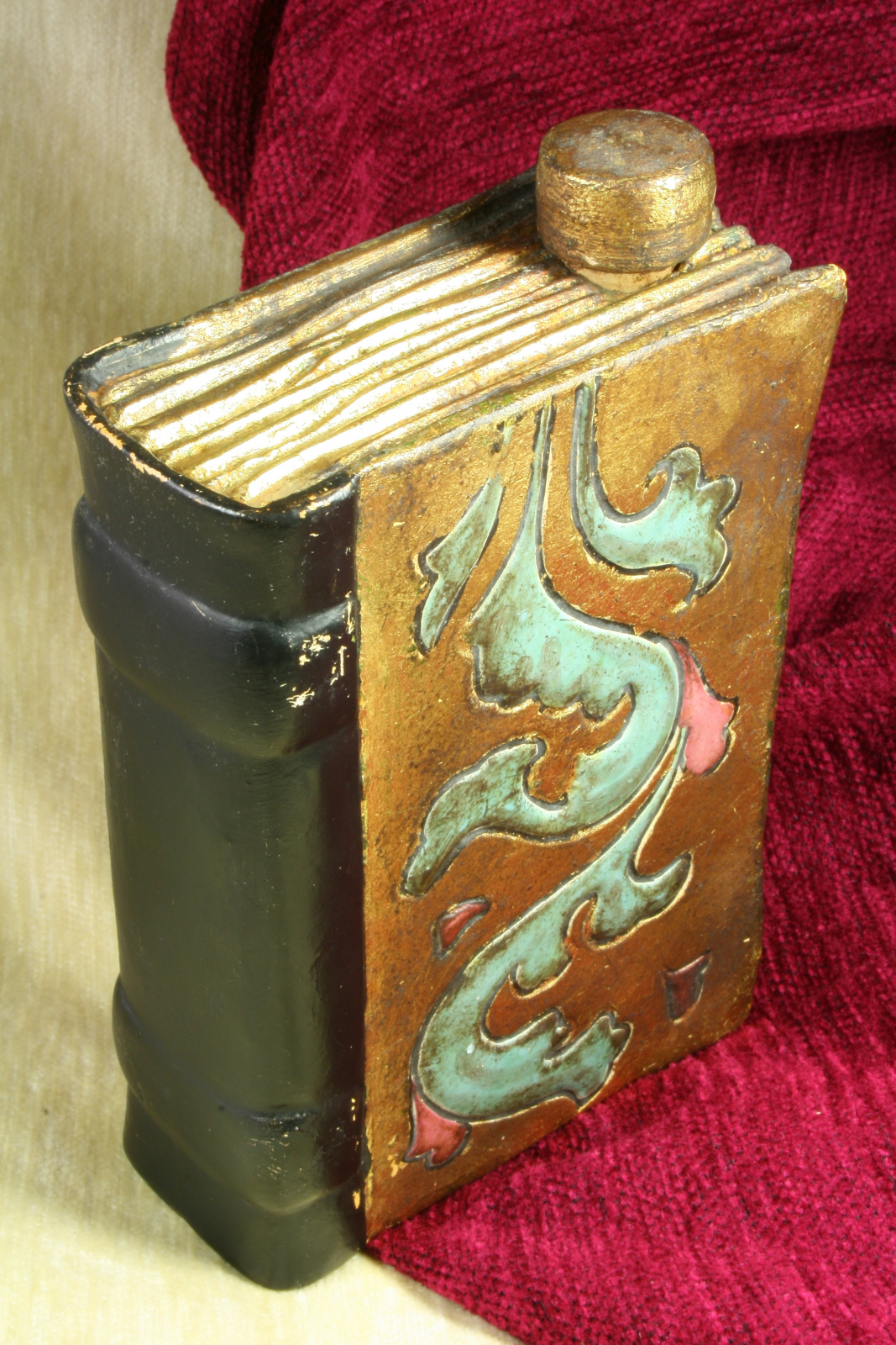 Antiques - BOTTLE - BOOK OF POLYCHROME CERAMICS. S.XX