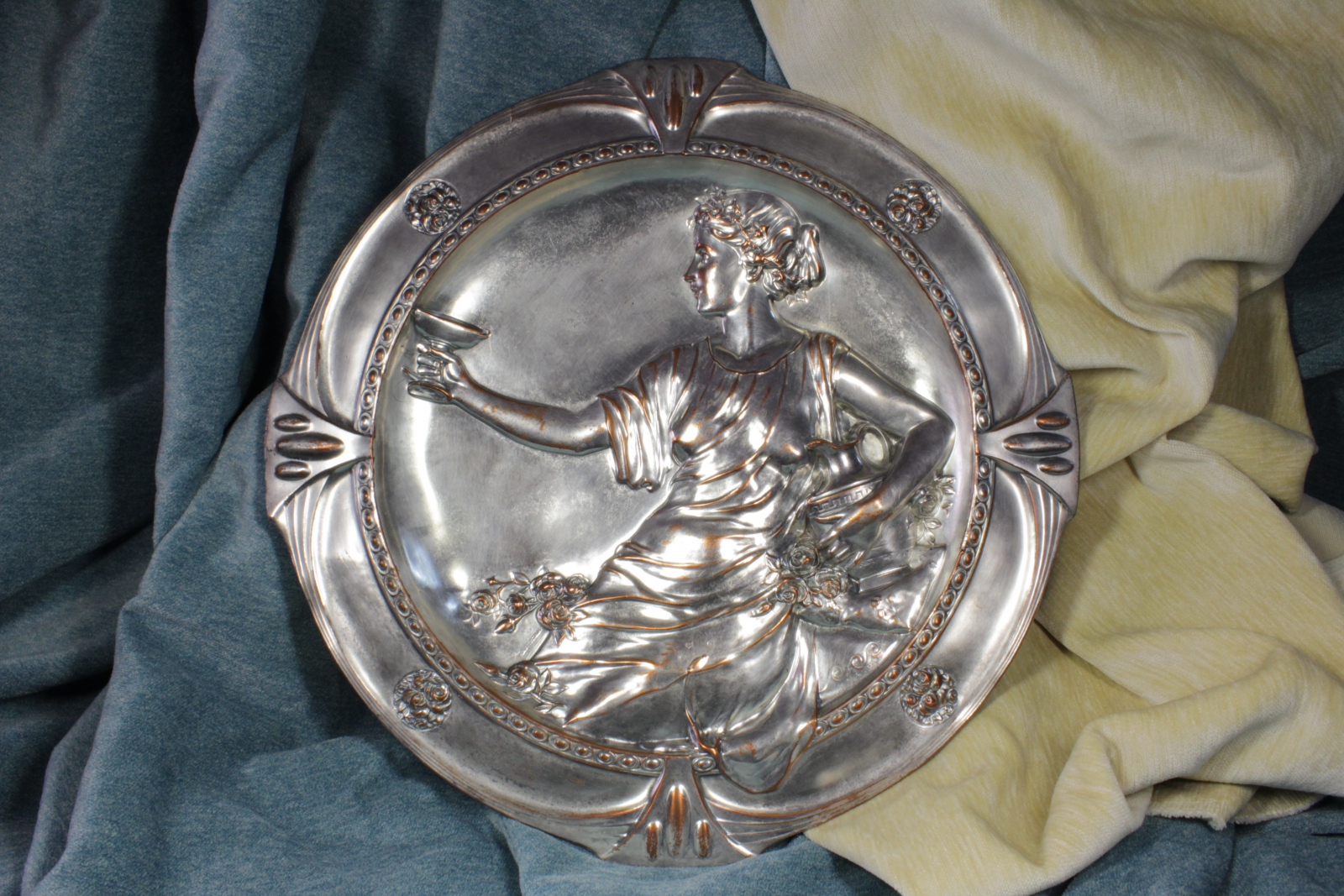 Antiques - ART DECO HIGH-RELIEF TRAY. LICENSE PLATE