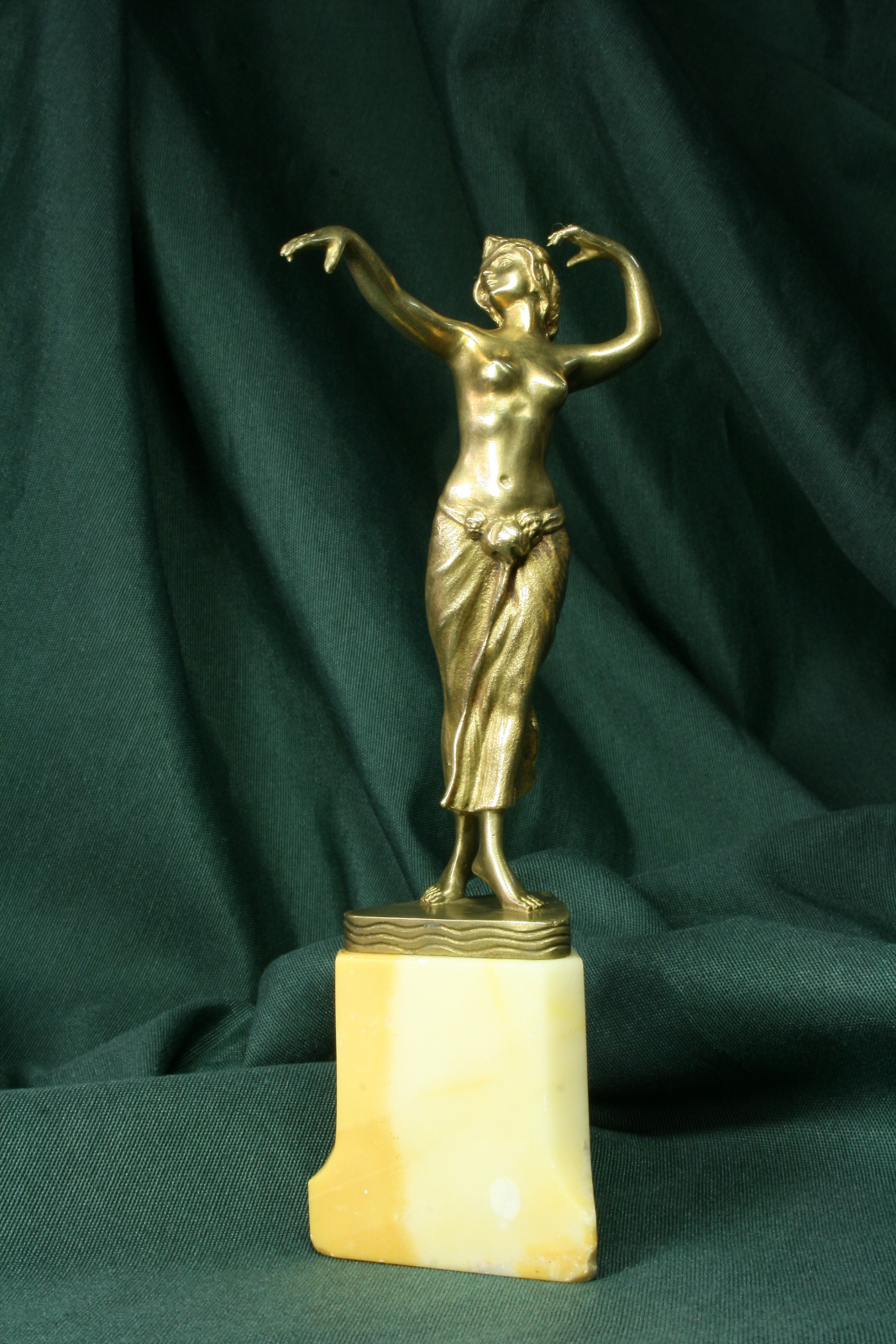 Antiques - MODERNIST DANCER. GEORGES MORIN.
