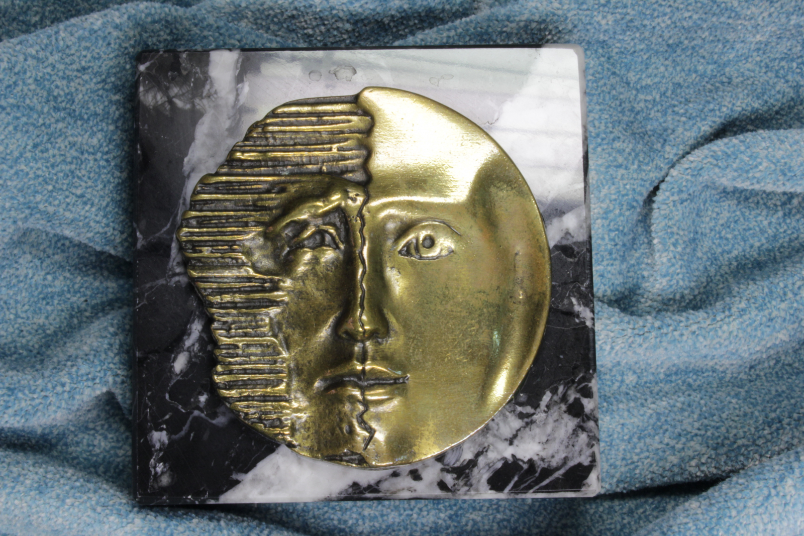 Antiques - MOON PAPERWEIGHT. GRUNENTHAL.