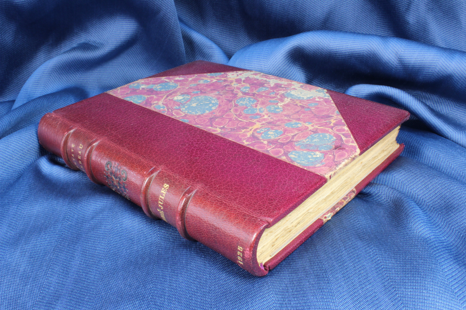 Antiguedades - LIBRO L