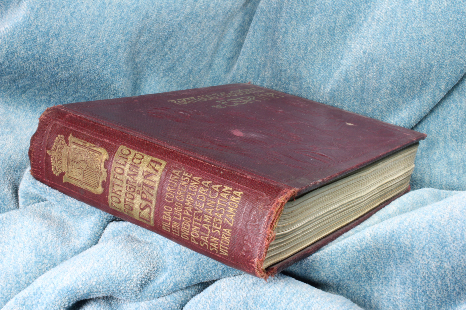 Antiques - PHOTOGRAPHIC PORTFOLIO BOOK OF SPAIN. (T)