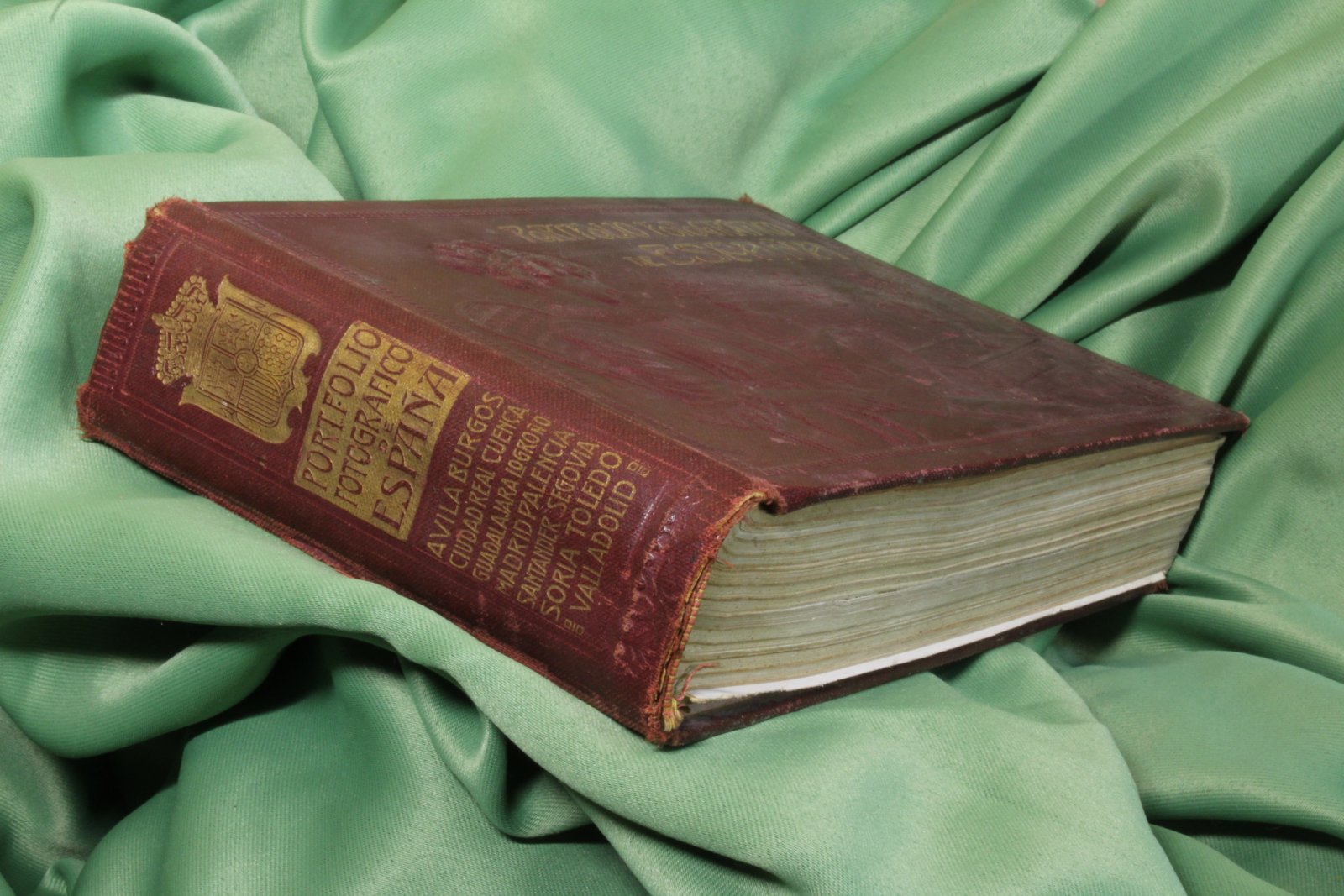 Antiques - PHOTOGRAPHIC PORTFOLIO BOOK OF SPAIN. NEW CASTILE AND OLD CASTILE (T)