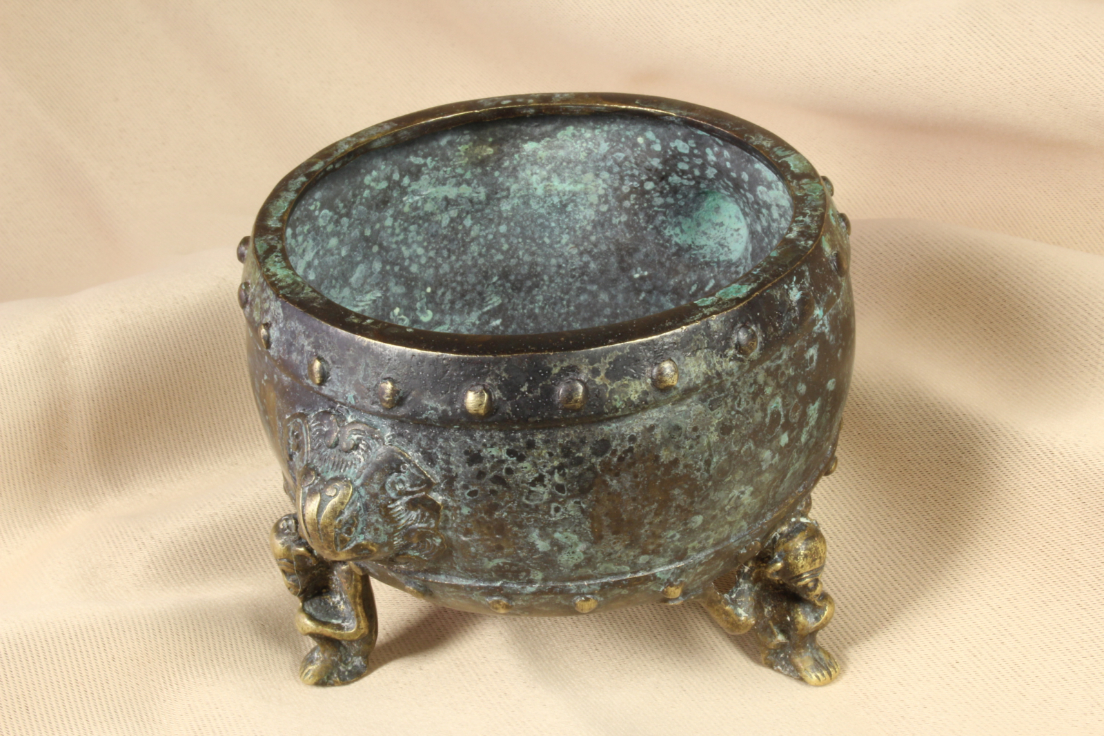 Antiguedades de replica reproduction chinese censer with monkey legs