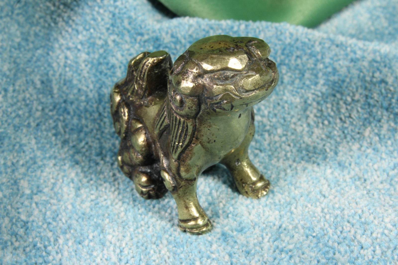 Antiques - SCULPTURE TIBETAN DOG. LION. DRAGON. S.XX