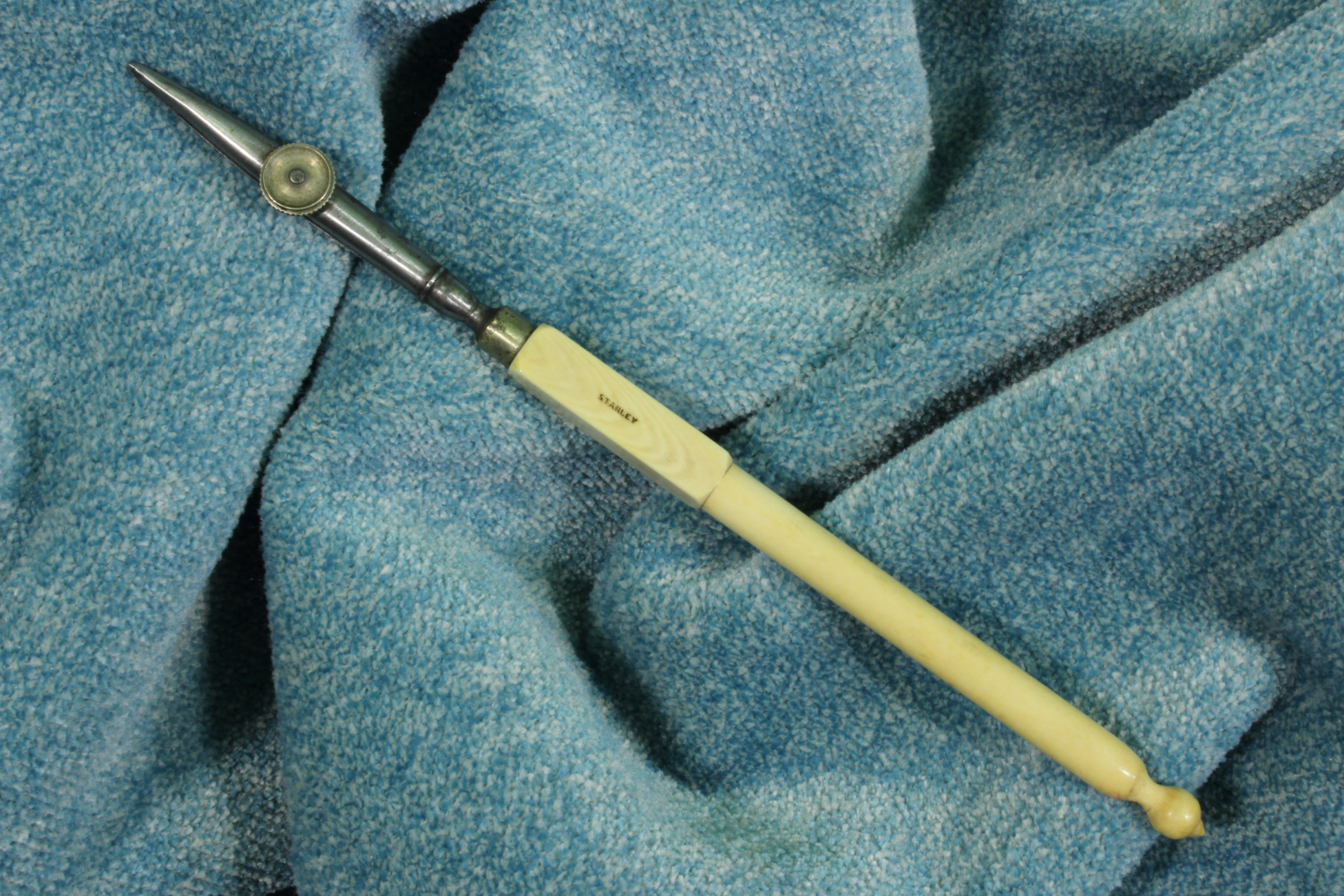 Antiques - STANLEY TRACER BONE. S.XIX