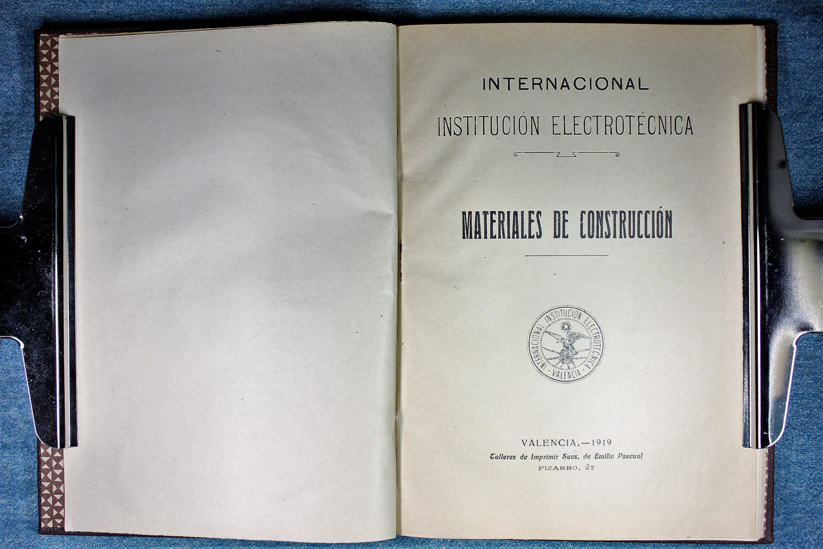 Antiques - BUILDING MATERIALS. INTERNATIONAL. ELECTROTECHNICAL INSTITUTION. 1919 (T)