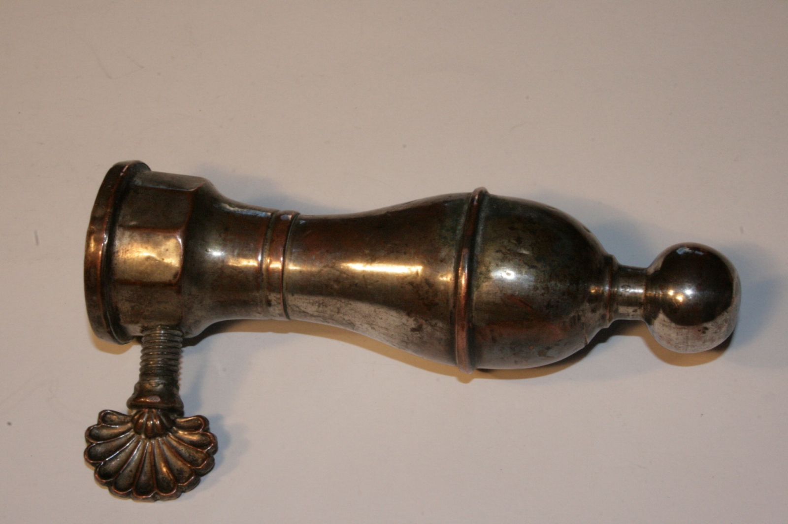 Antiques - UTENSIL FOR CARVING MEAT AND HOLDING IT. TOOL. S.XIX