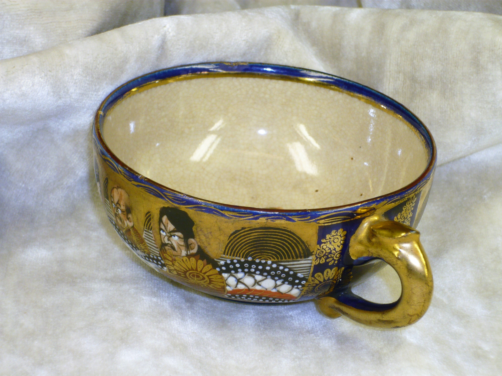 Antiques - CUP SATSUMA MEIJI (T)
