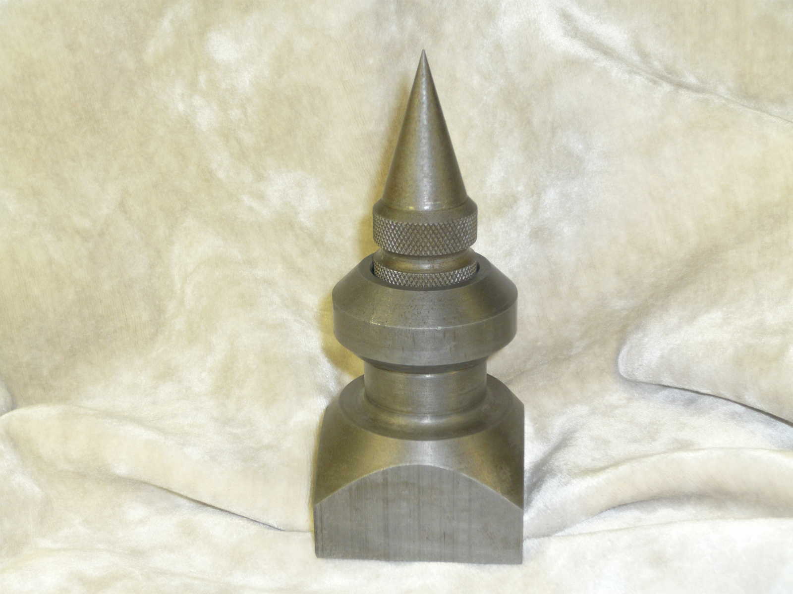 Antiguedades de instrument plum bob with base and without nut