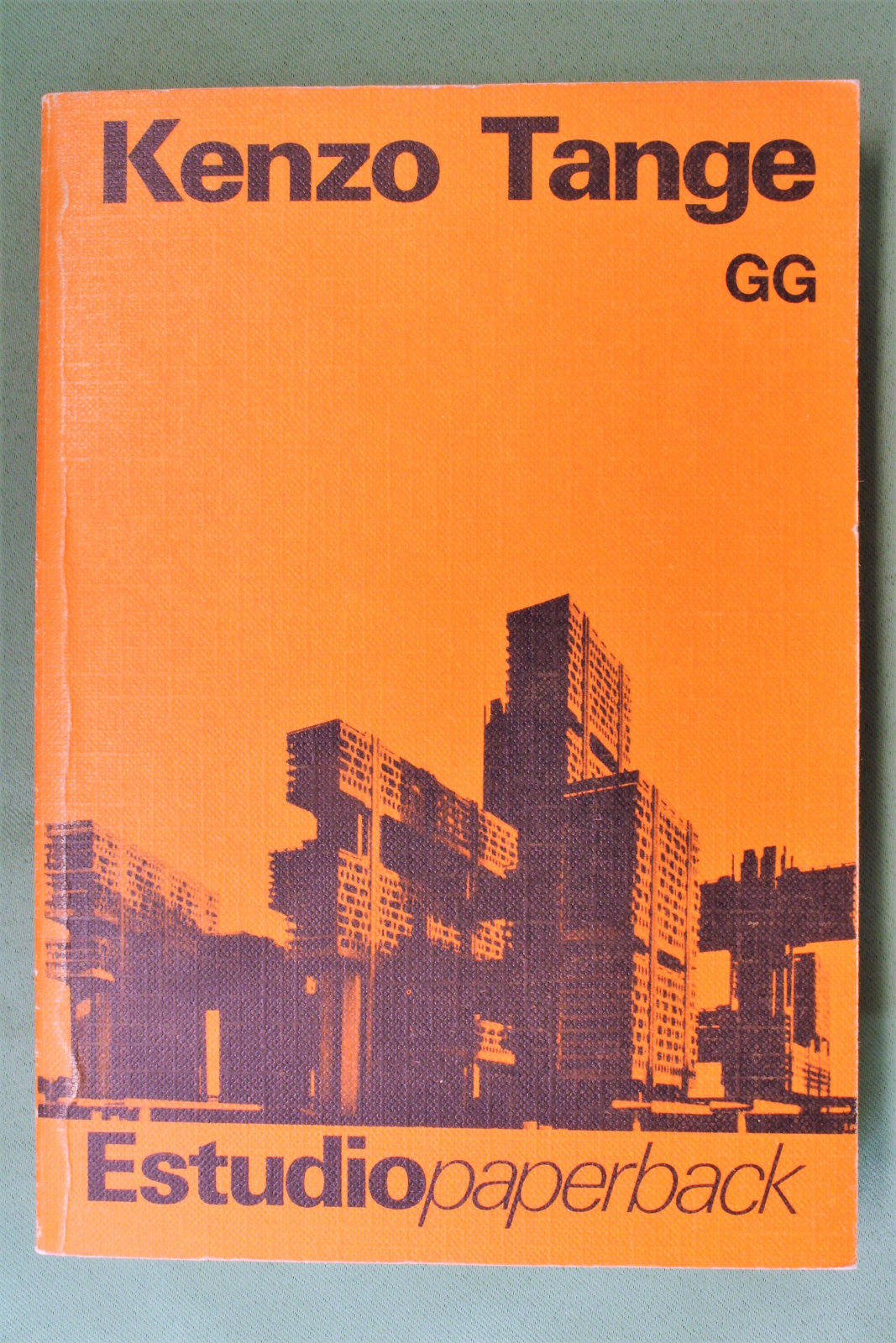 Antiques - BOOK KENZO TANGE. GG. PAPERBACK STUDY. 1979 (T)