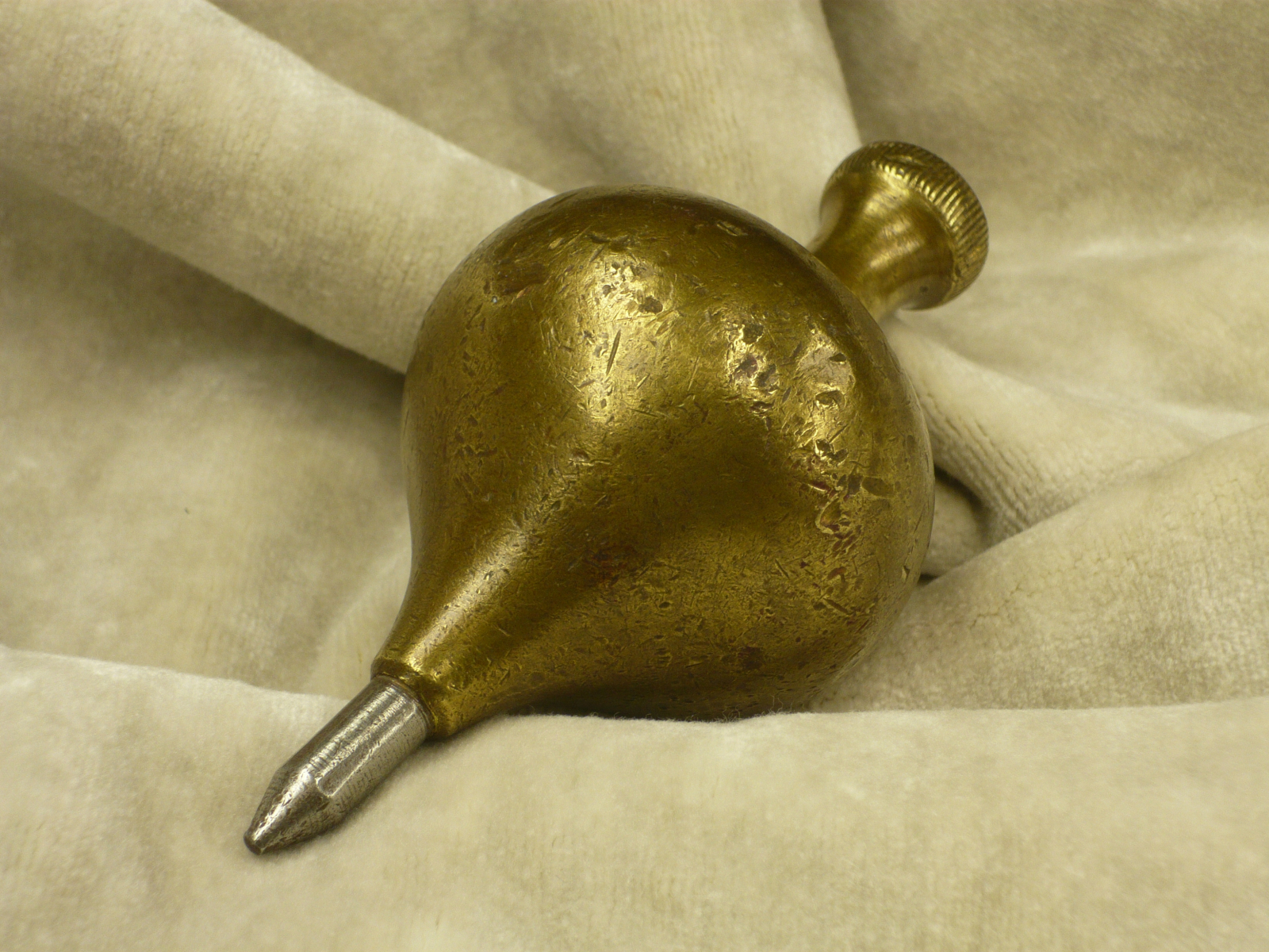 Antiques - INSTRUMENTAL PLUMB BOB. NUTLESS. PEAR. S.XIX.