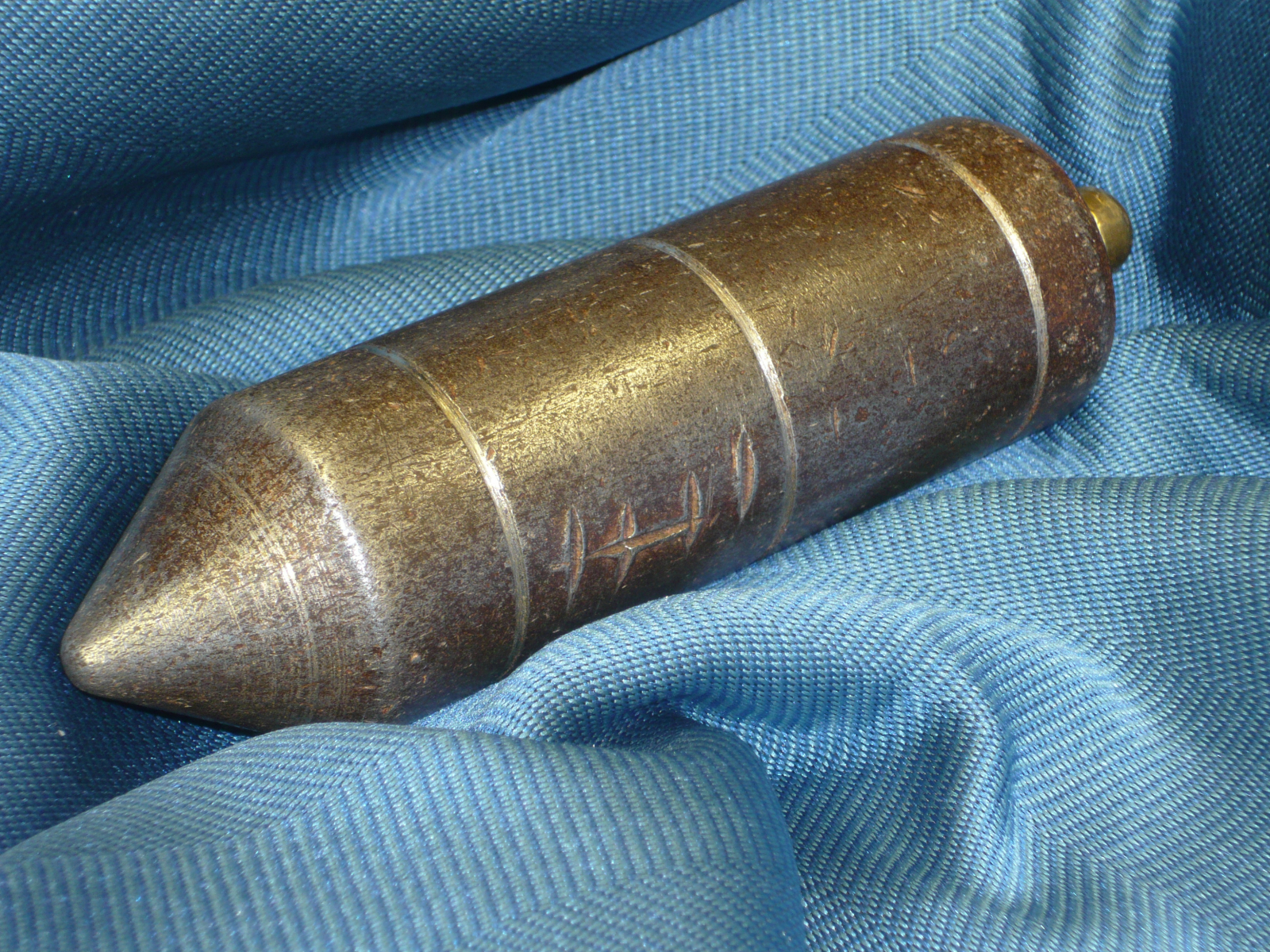Antiques - PLUMBING CONSTRUCTION WITHOUT NUT. THREADED HEAD.