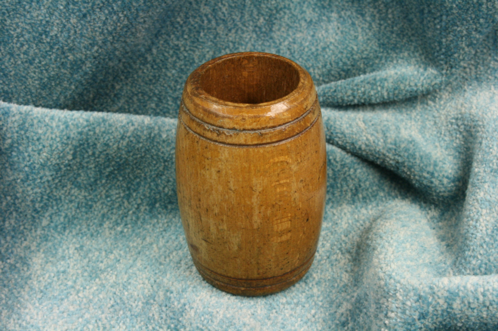 Antiques - ANTIQUE WOODEN GOBLET. 20TH CENTURY