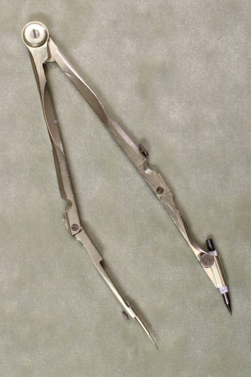 Antiques - COMPLETE COMPASS. COMPLEMENTS FOR PENCIL, INK AND TIPS.
