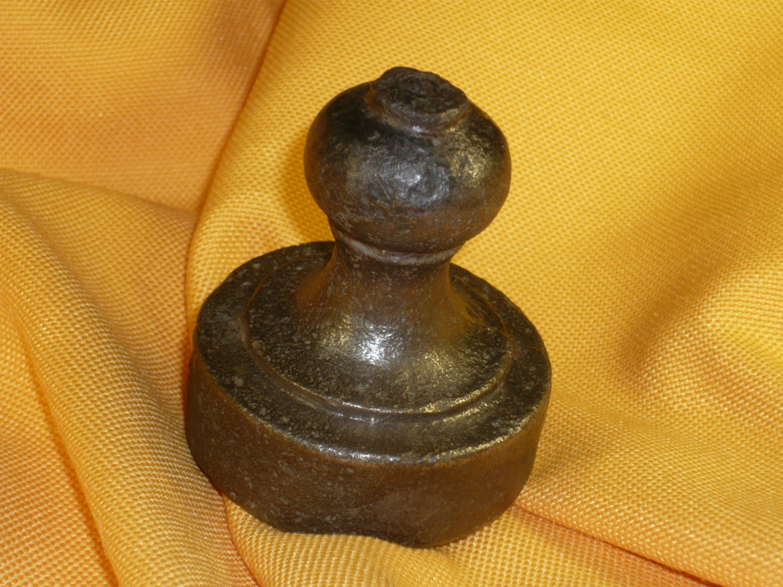 Antiguedades - PLOMADA DE CILINDRO. CABEZA FIJA. SIGLO XVII