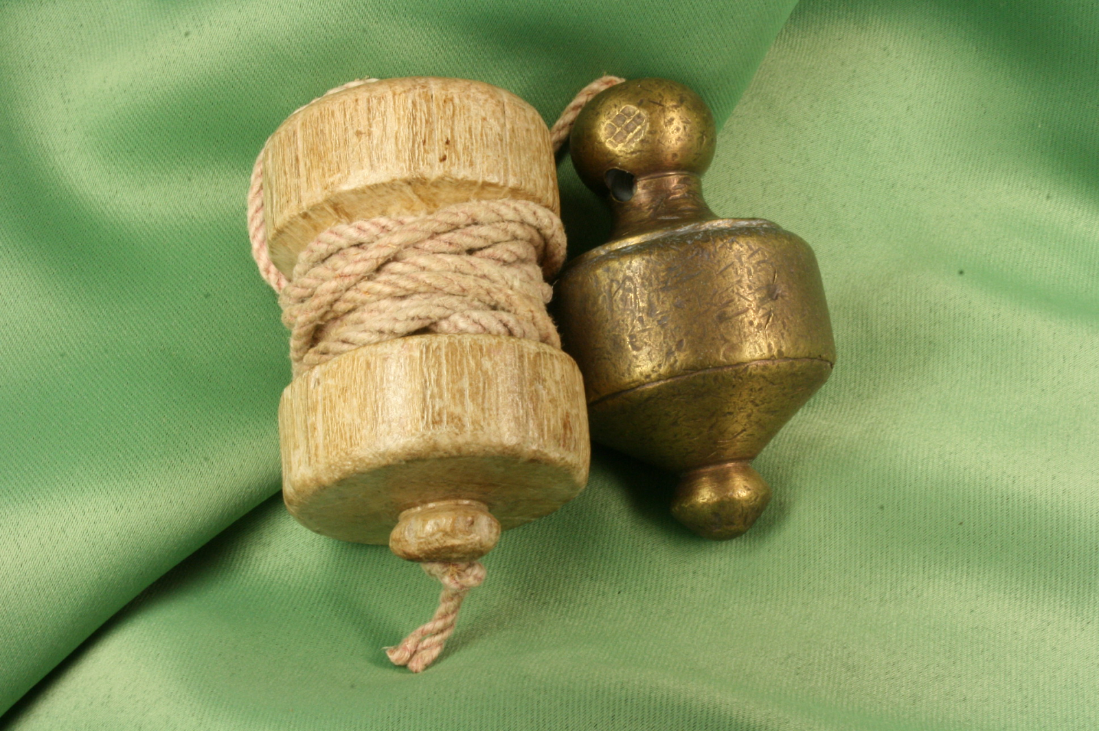 Antiques - PLUMB BOB COMPLETE CONSTRUCTION. 18TH CENTURY. RARE.