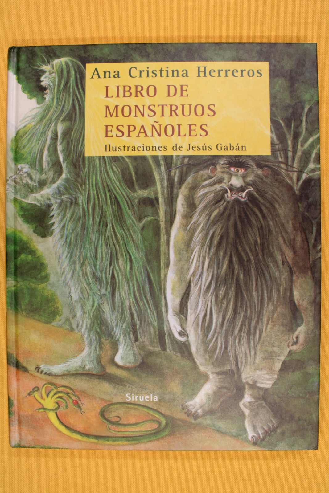 Antiques - BOOK OF SPANISH MONSTERS. ANA CRISTINA HERREROS. 2008 (T)
