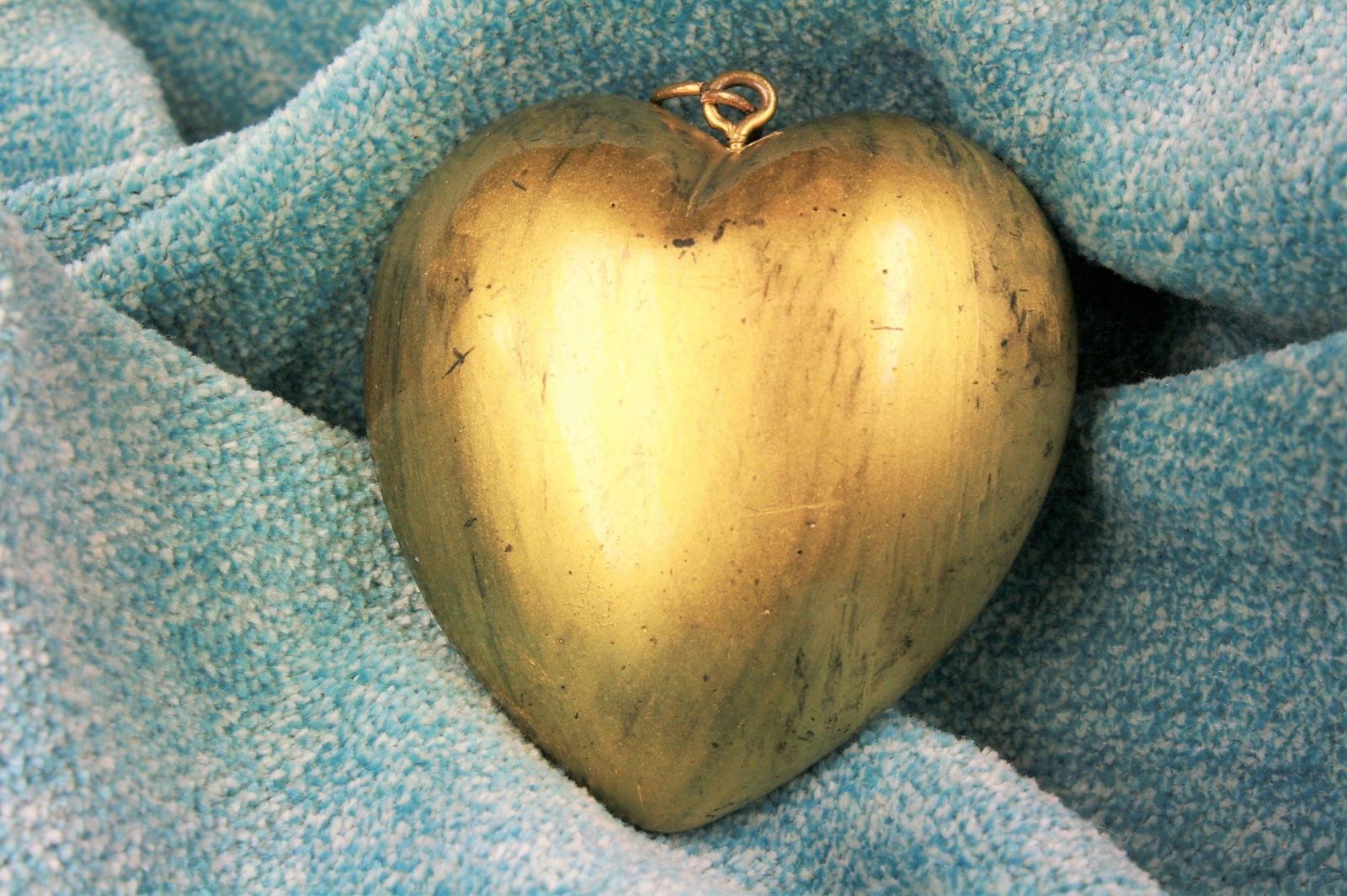 Antiguedades - COLGANTE CORAZÓN METAL GRANDE. 