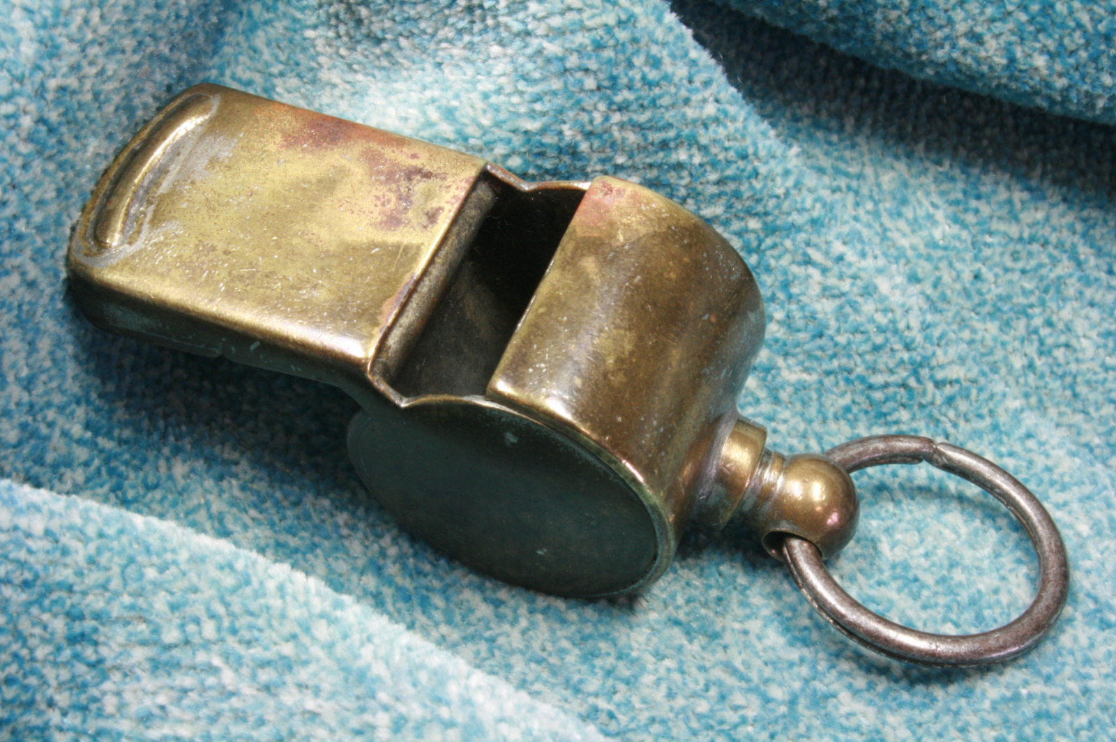 Antiques - BRASS WHISTLE. REFEREE