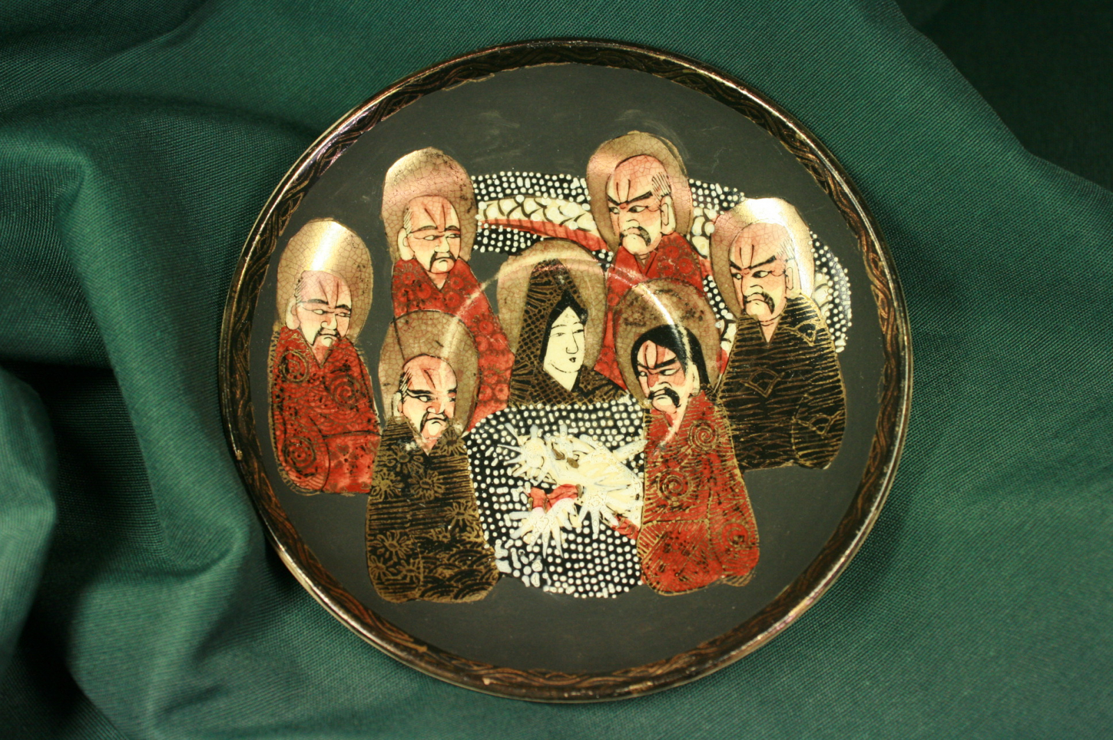 Antiques - SATSUMA MEIJI BLACK PLATE. MATT BLACK. 3 (T)