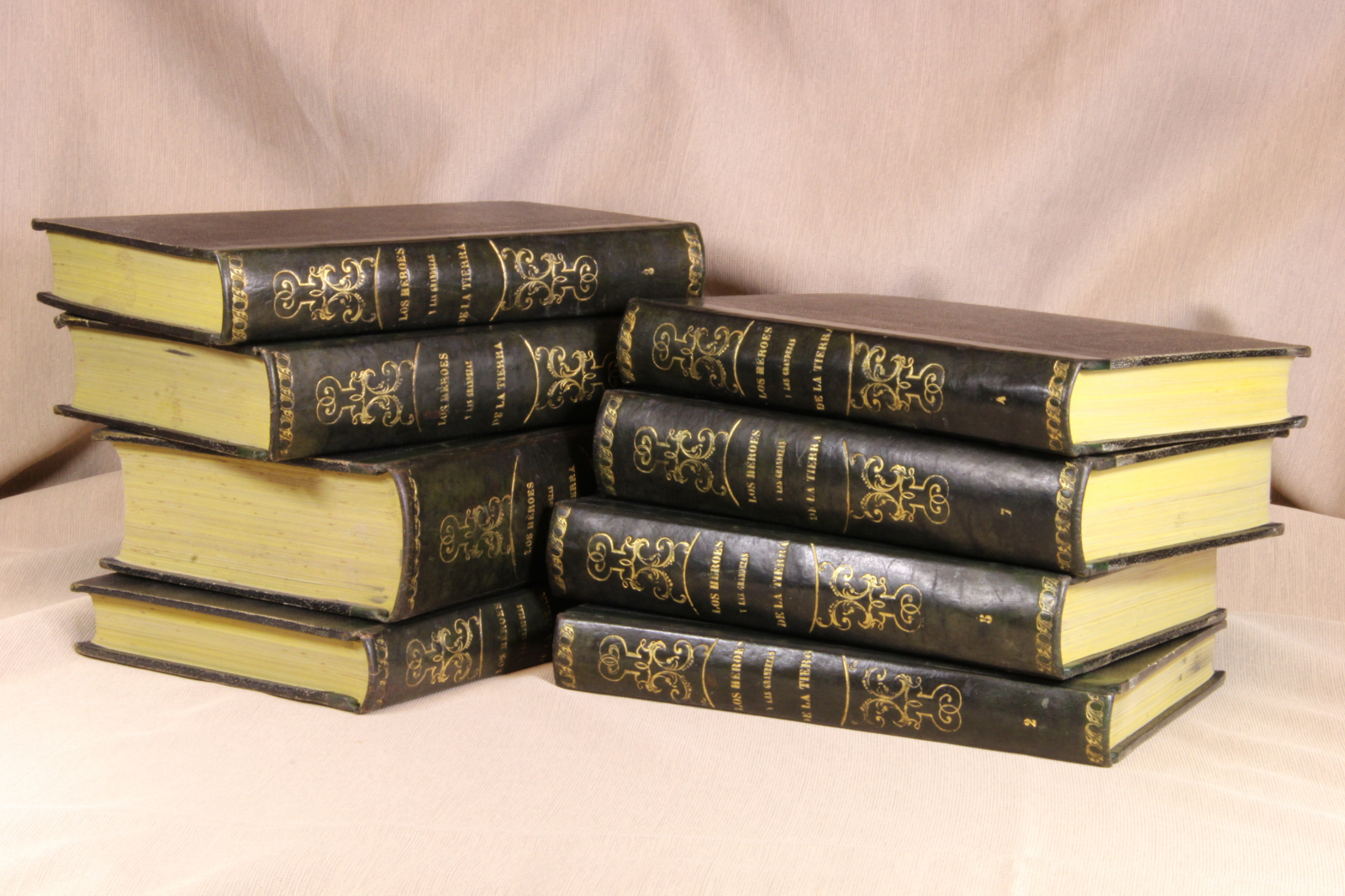 Antiques - THE HEROES AND THE GRANDEURS OF THE EARTH (T)