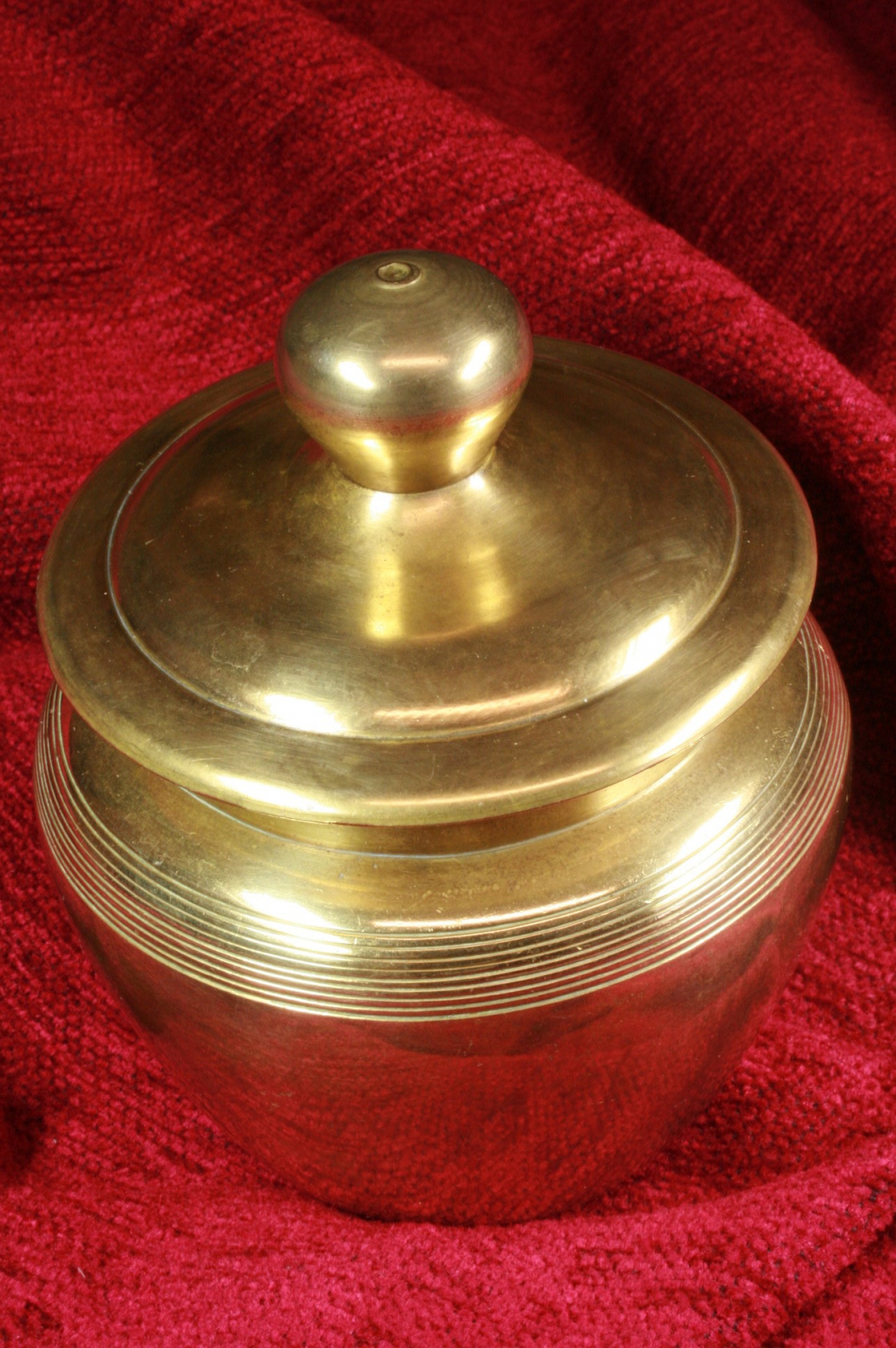 Antiques - ORIENTAL BRASS TIBOR. VASE. 20TH CENTURY (T)