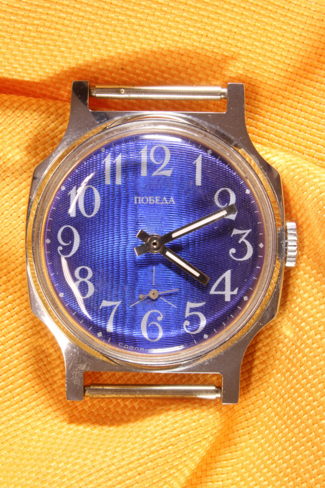 Antiguedades de wristwatch pobeda manual 1991 russian