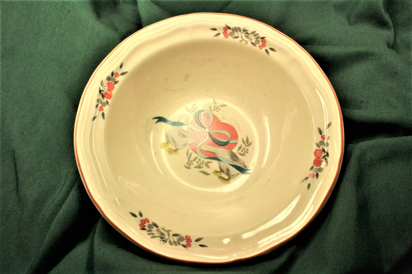 Antiques - STONEWARE BOWL. MADE IN CHINA. (T)