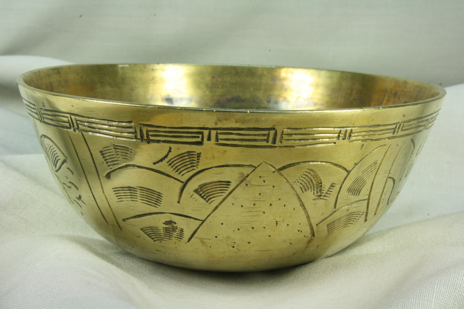 Antiques - CHINESE CARVED BOWL. (T)
