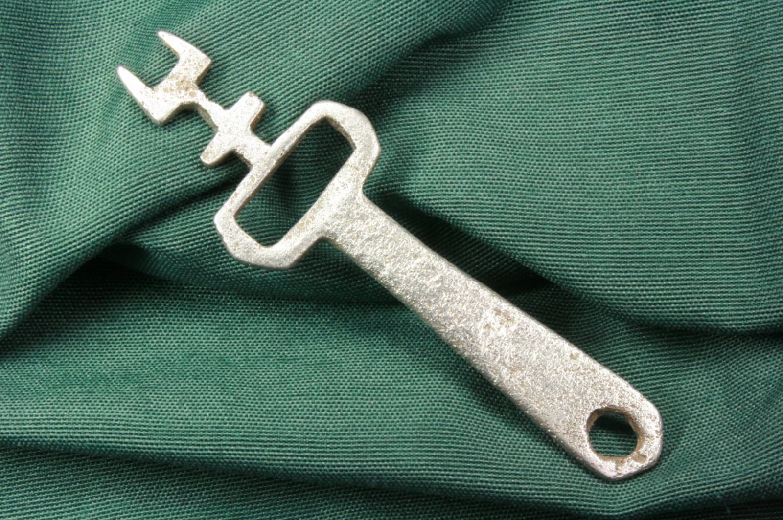 Antiques - HANDMADE IRON KEY. OPENER.