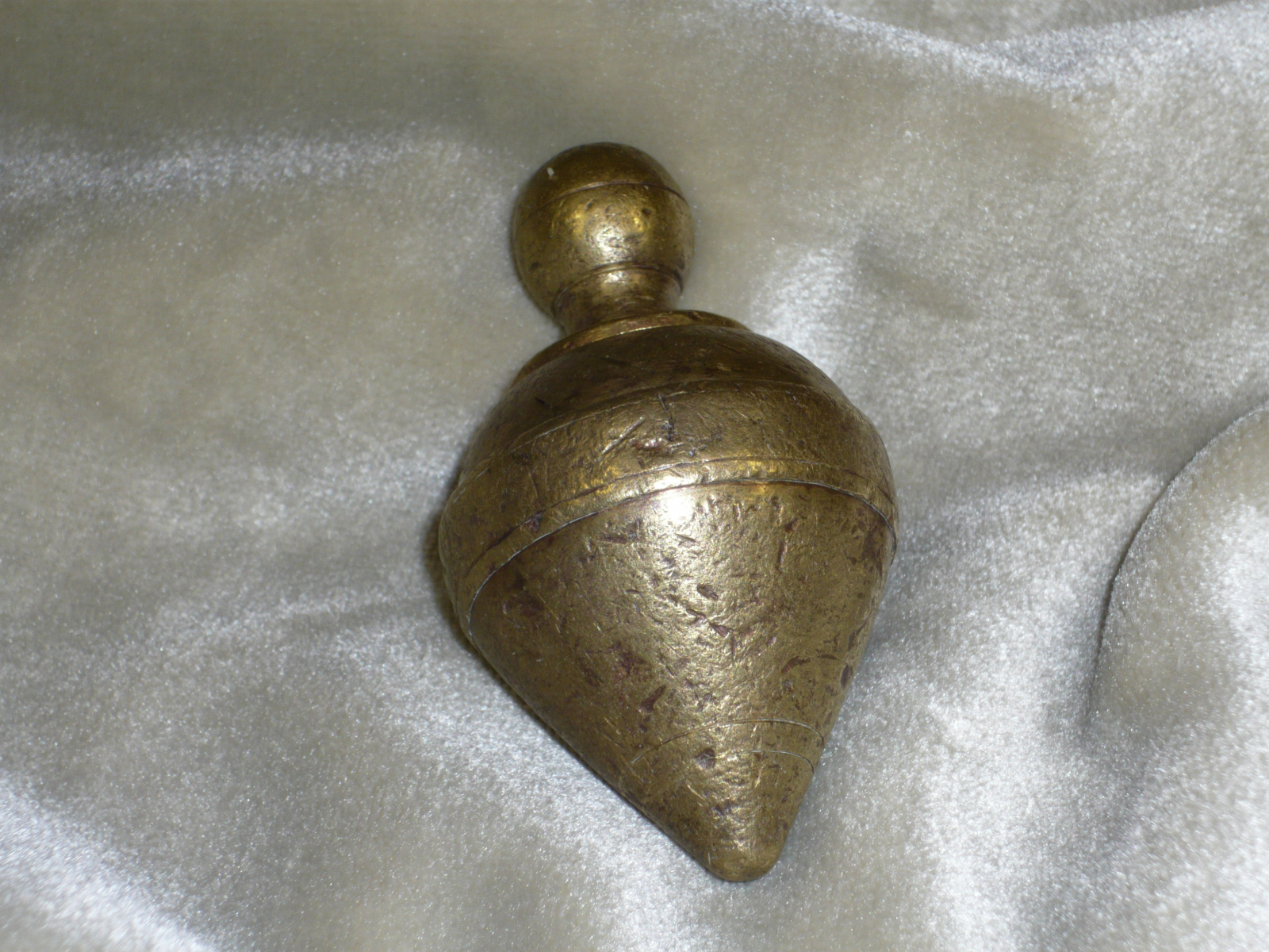 Antiques - PLUMB BOB CONSTRUCTION. BRONZE. S. XX