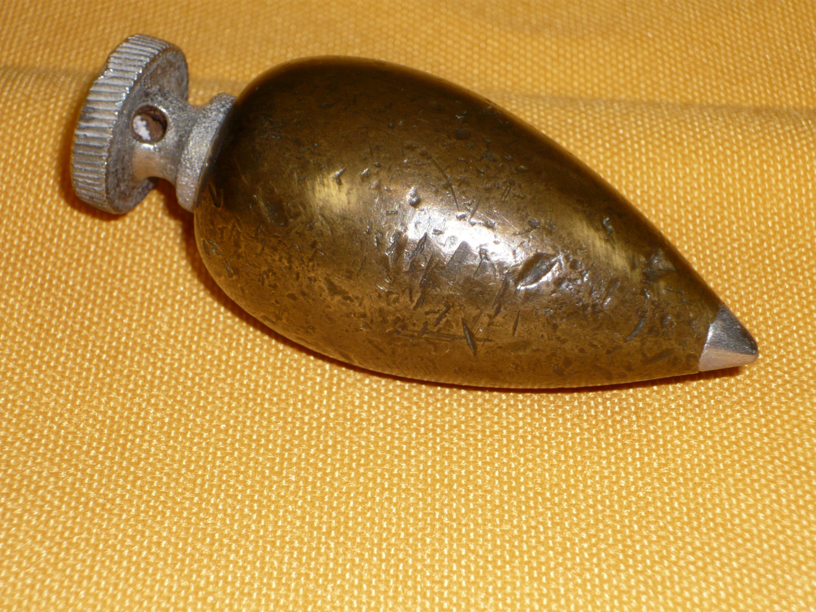 Antiguedades - PLOMADA BRONCE. EJE DESMONTABLE. S.XIX.