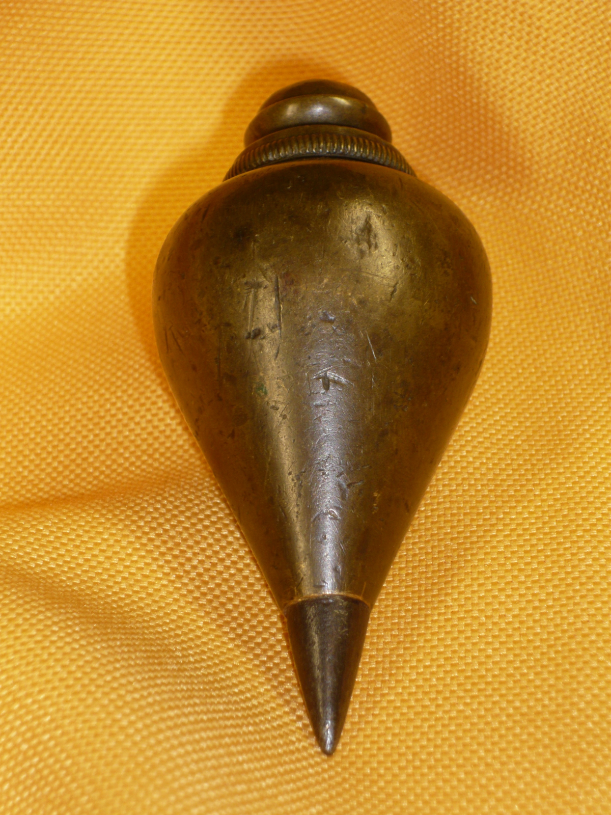Antiguedades - PLOMADA INSTRUMENTAL CONO. BRONCE Y HIERRO.