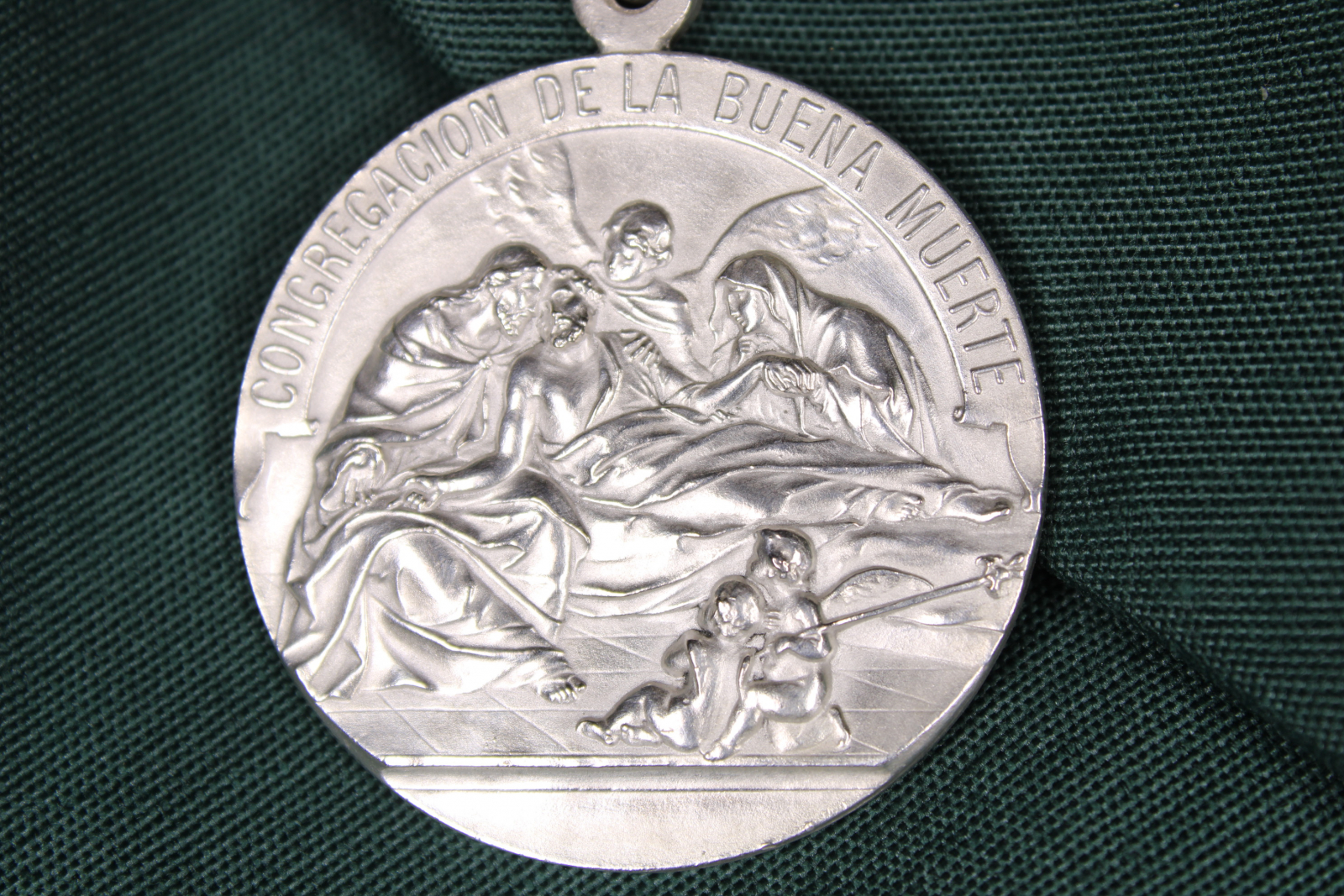 Antiques - CIRCULAR MEDAL CONGREGATION OF THE GOOD DEATH. (T)