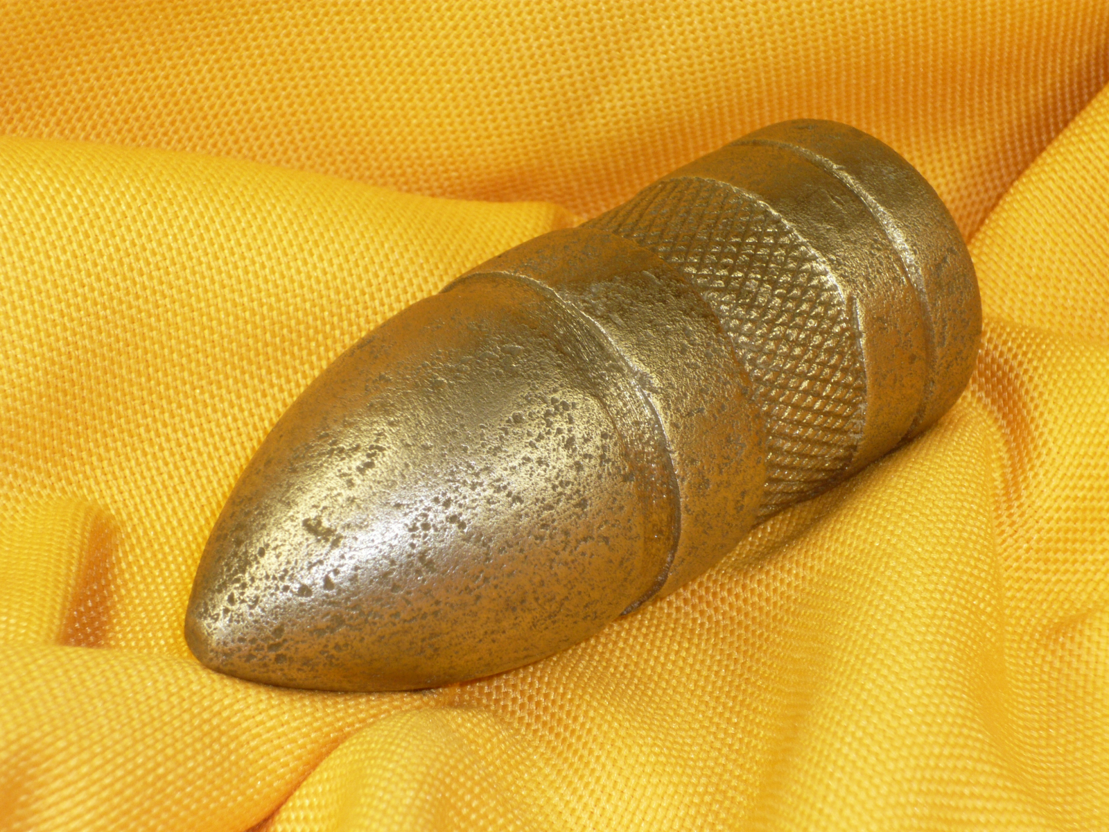 Antiques - PLUMB BOB IRON CONSTRUCTION. LARGE SIZE.