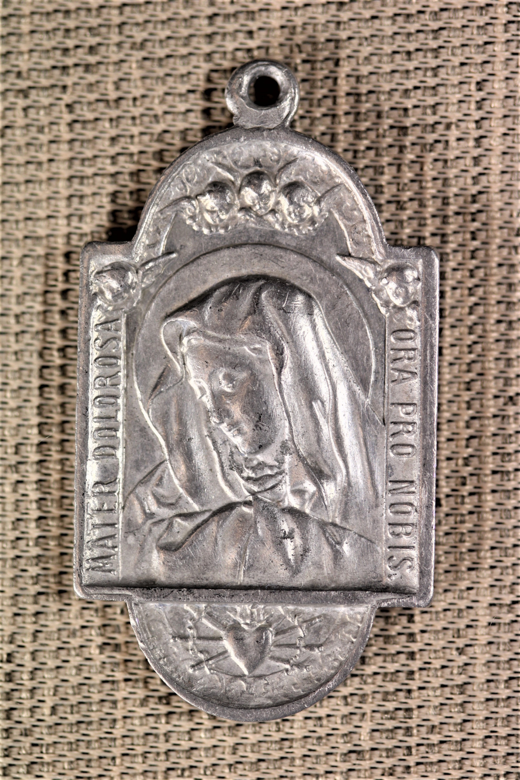 Antiques - MEDAL CHRIST LAGUNA. MATER DOLOROSA.