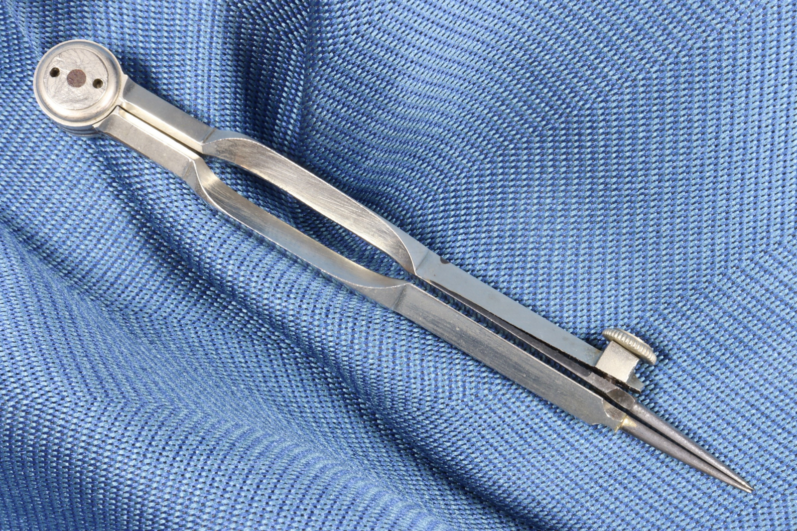 Antiques - POINT AND PRECISION COMPASS. 19TH CENTURY.