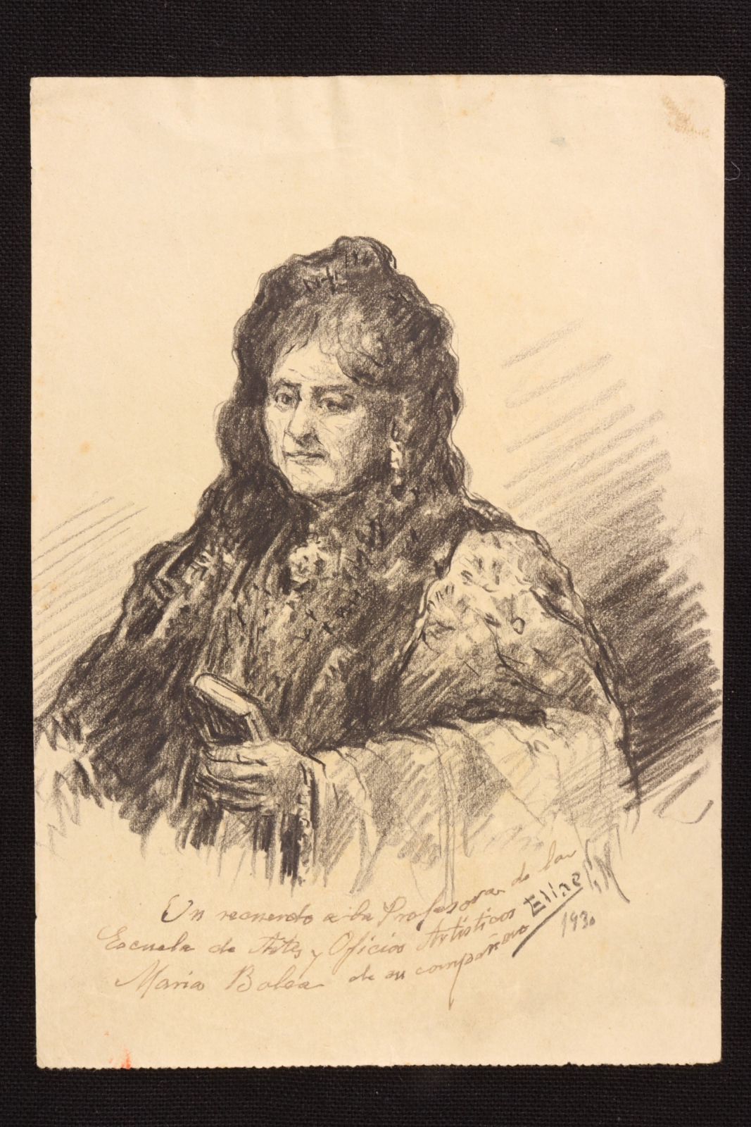 Antiques - CHARCOAL DRAWING OF A LADY WITH A MANTILLA. 1930