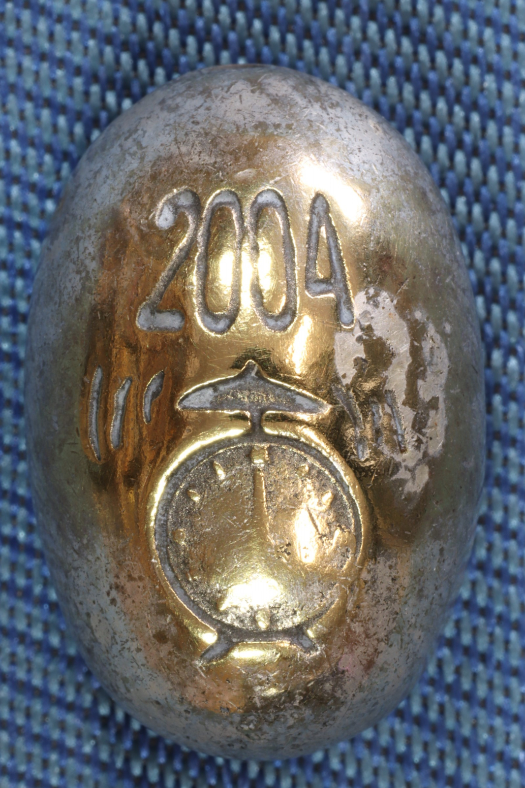 Antiques - RESIN ELLIPSOID. HAPPY NEW YEAR 2004
