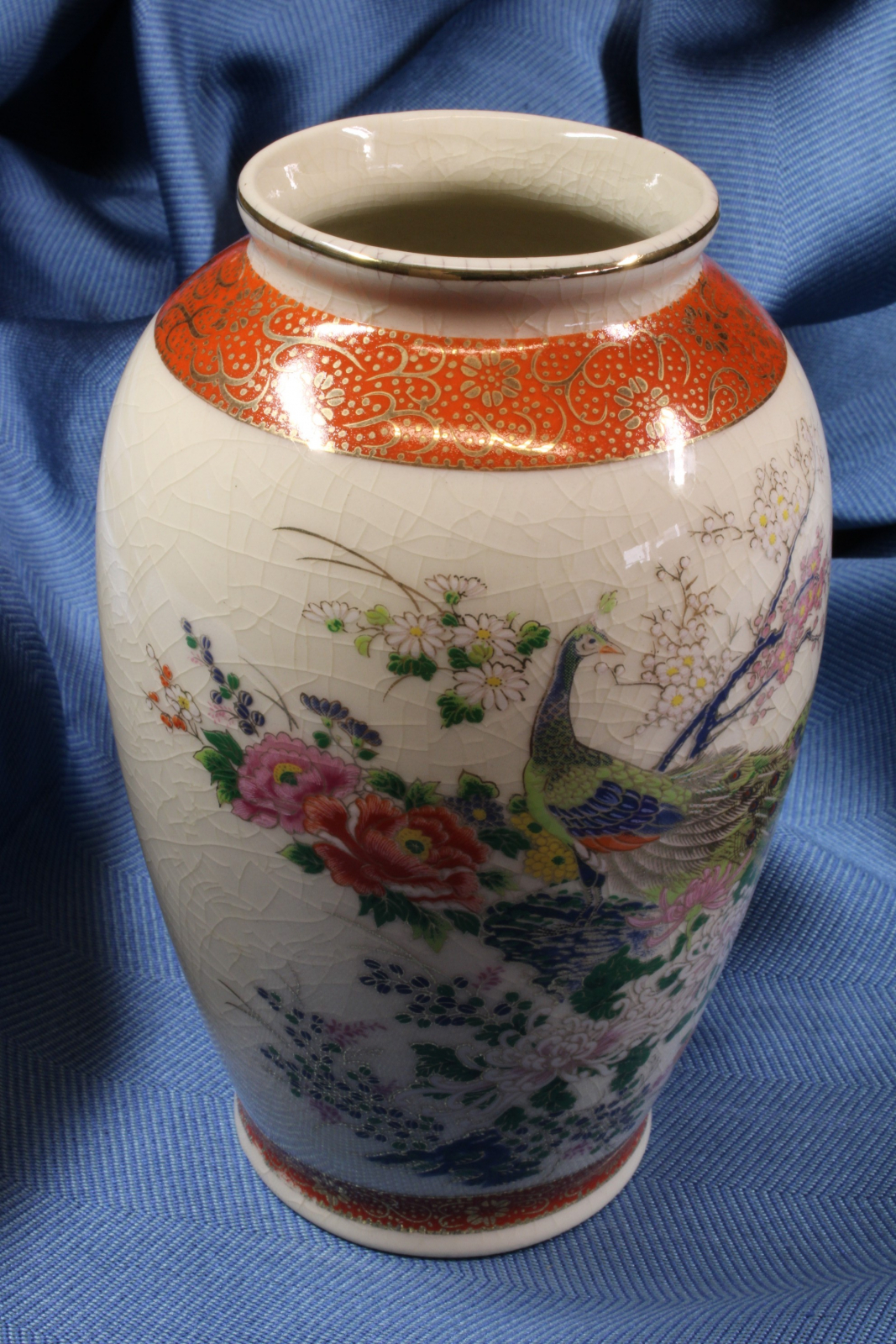 Antiques - GLAZED JAPANESE STYLE VASE. (T)