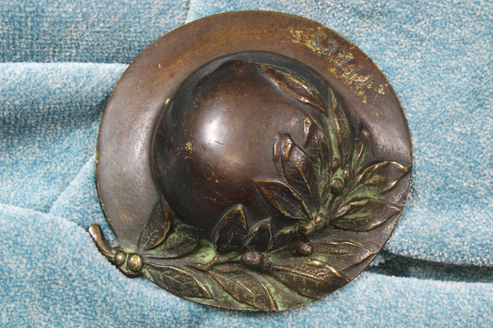 Antiques - BRONZE COMMEMORATIVE HELMET YPRES. WORLD WAR I