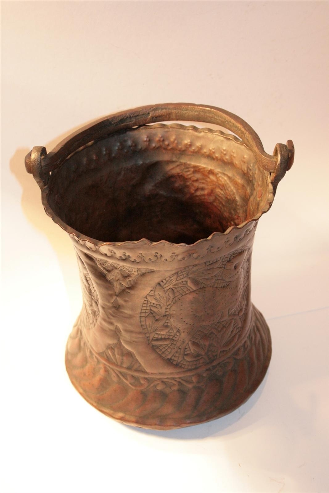 Antiques - PERSIAN ART. CAULDRON. EAST. HANDMADE. PERSIAN