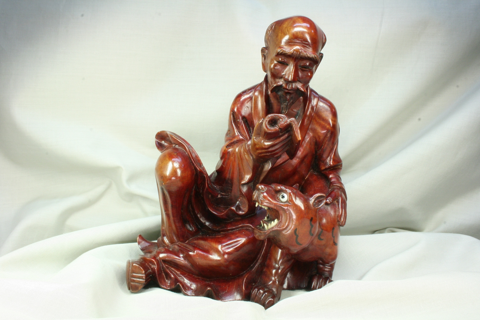 Antiques - CHINESE READING WITH TIGER. WOOD (T)