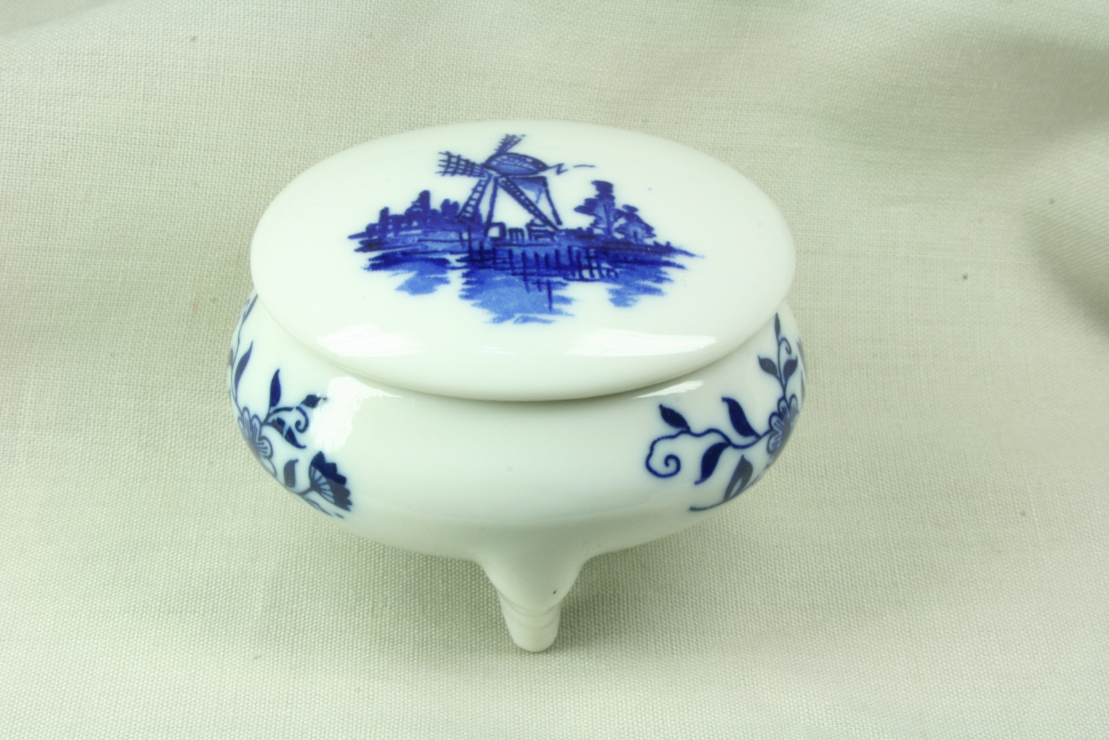 Antiguedades - CAJA DE PORCELANA. HOLANDA. (T)