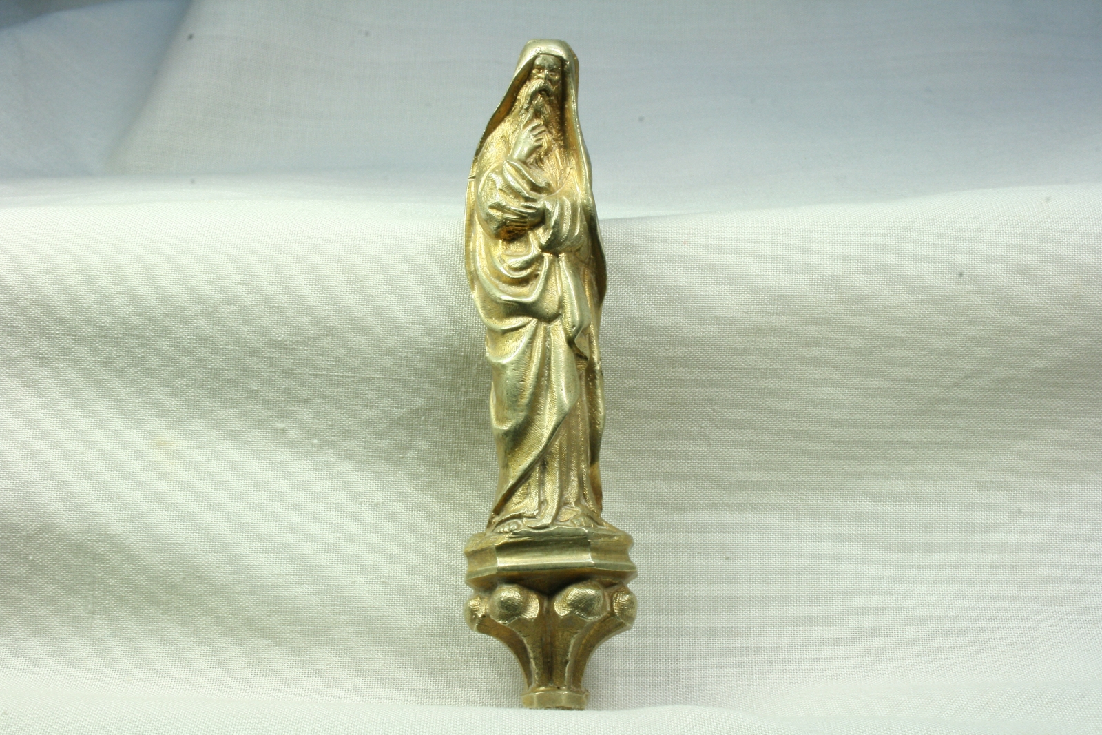 Antiques - PROPHET BRACKET. BRONZE SCULPTURE.
