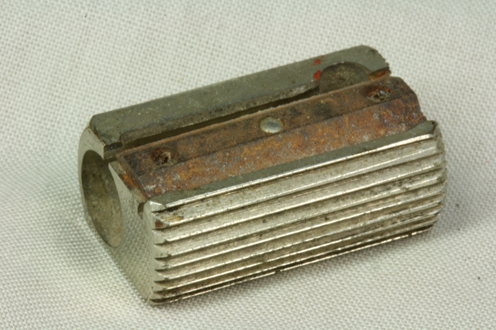 Antiguedades de el casco pencil sharpener pencil sharpeners office material