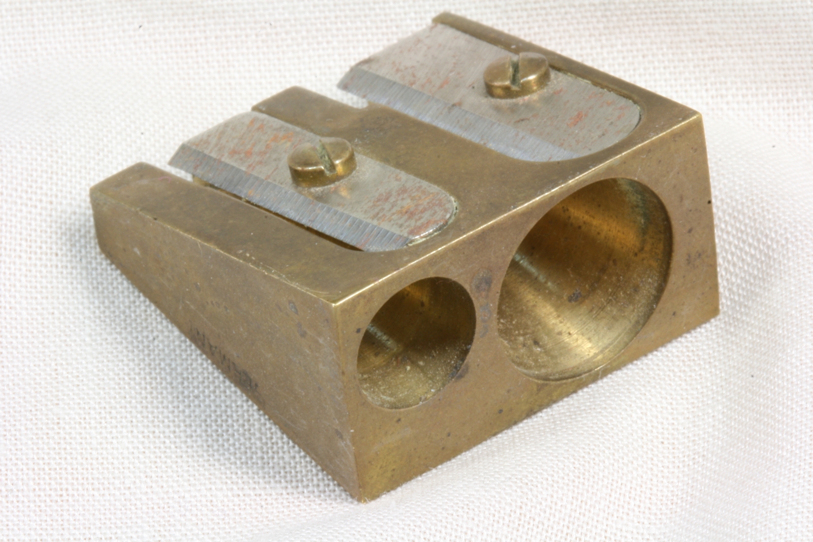 Antiques - DOUBLE PENCIL SHARPENER. MADE IN GERMANY. ORIGINAL.